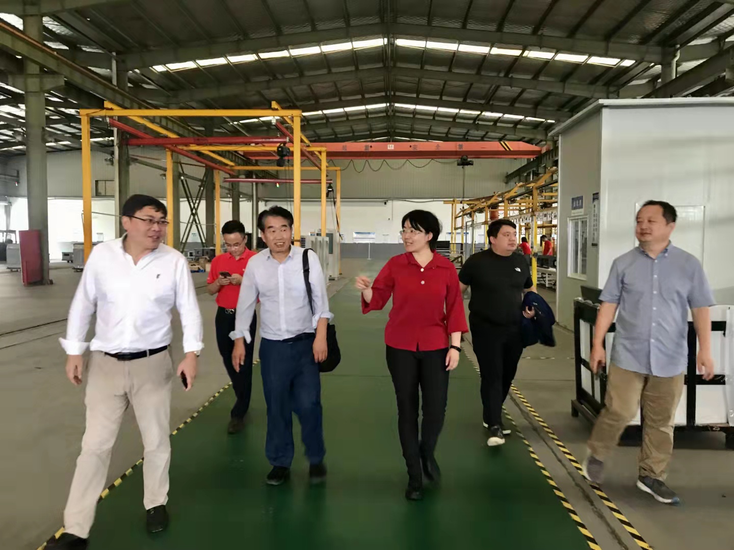 人居环境专家考察团走进奈兰湖州绿建科技产业园